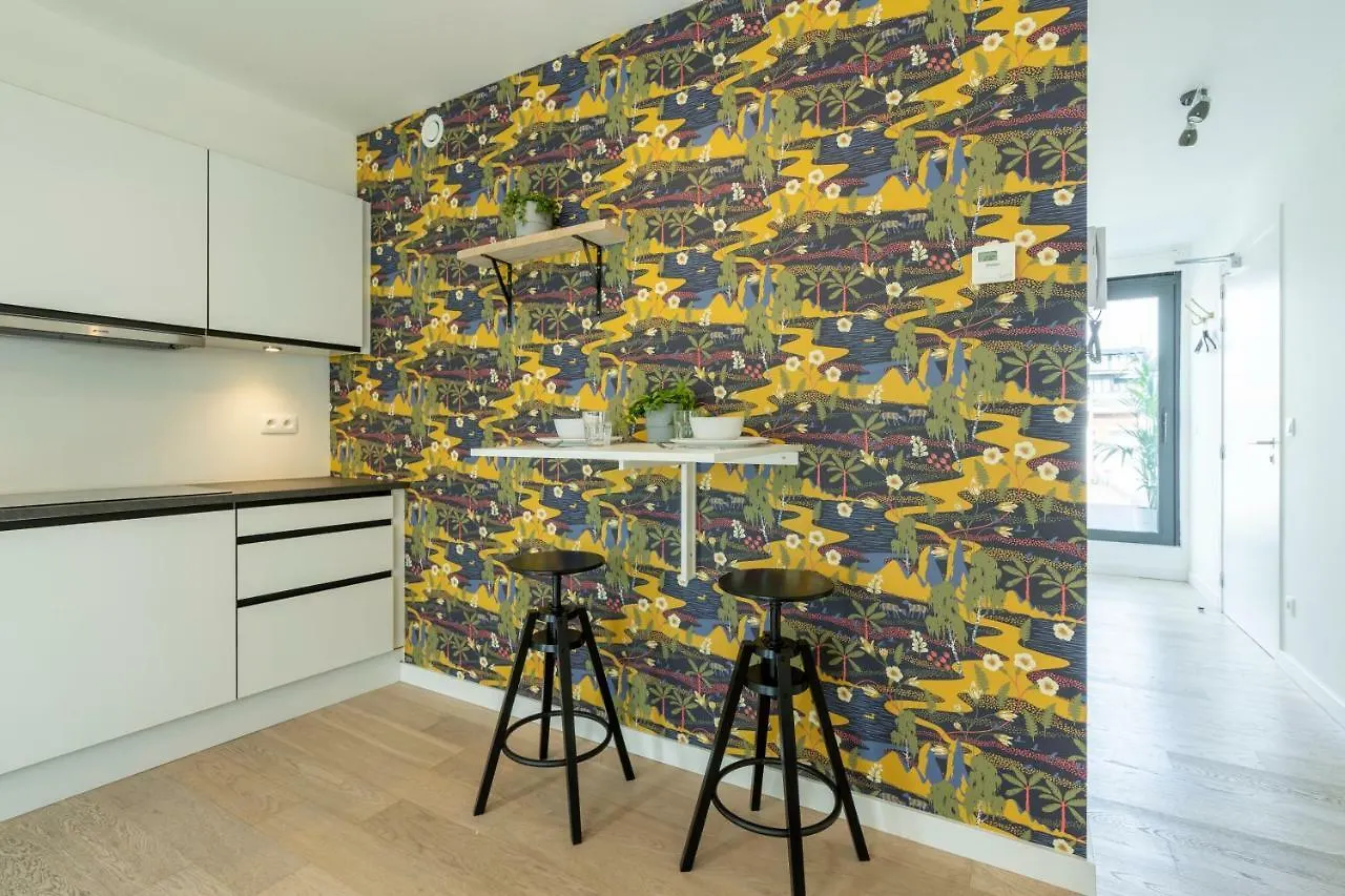 Shway - The India Yellow Studio Antwerp Apartment